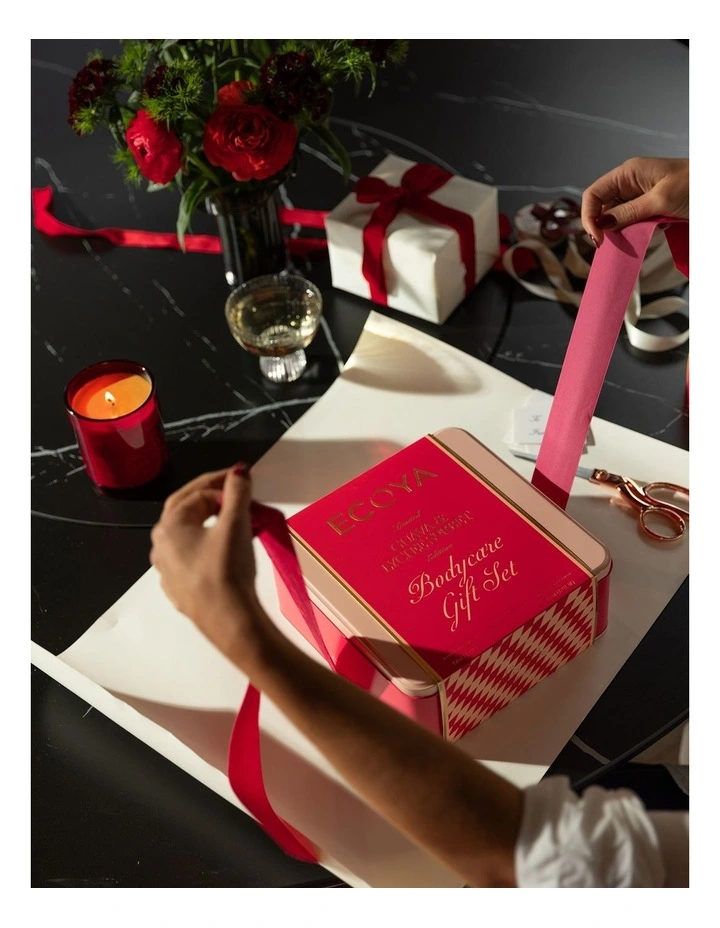 Guava & Lychee Sorbet Bodycare Gift Set image 4