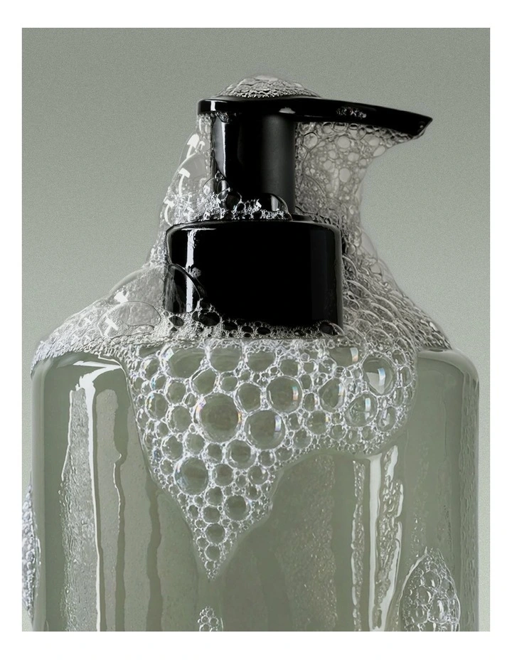 Amber & Freesia Hand & Body Wash 400ml image 5