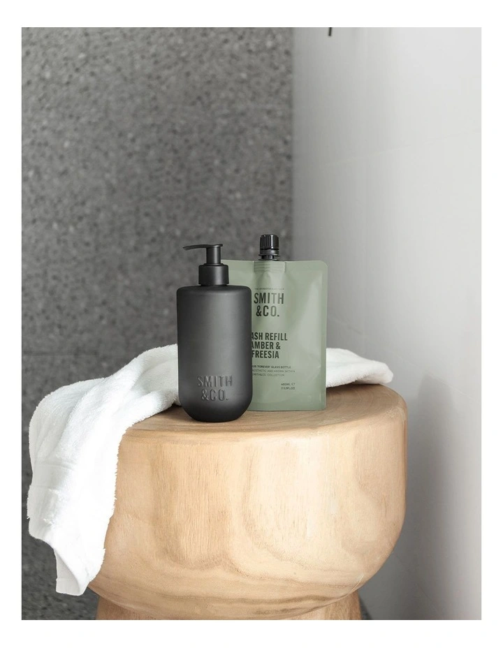 Amber & Freesia Hand & Body Wash Refill 400ml image 4