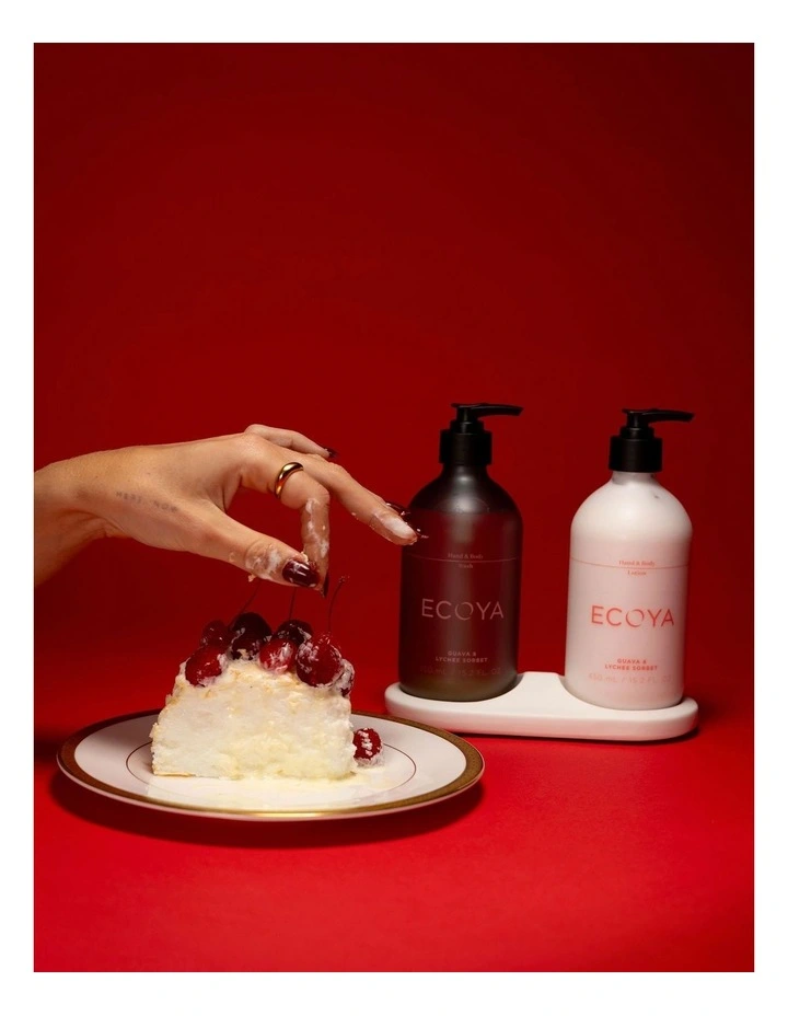 Guava & Lychee Sorbet Bathroom Gift Set image 3