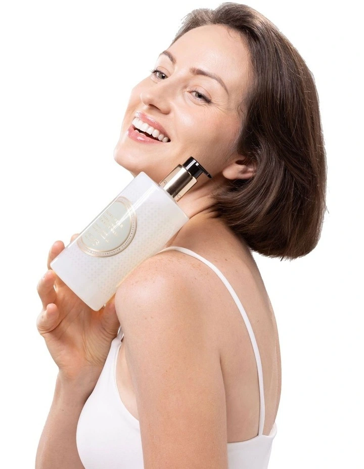 Italian Pear Hydrating Hand And Body Wash 500ml image 2