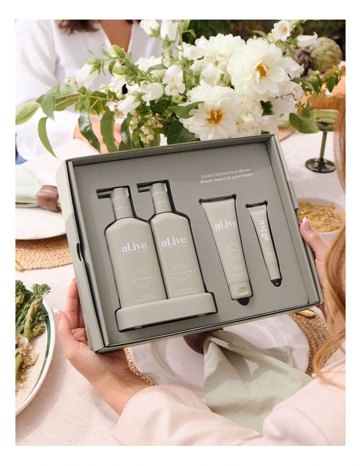 Ivory Bloom Body Ritual Gift Set image 2