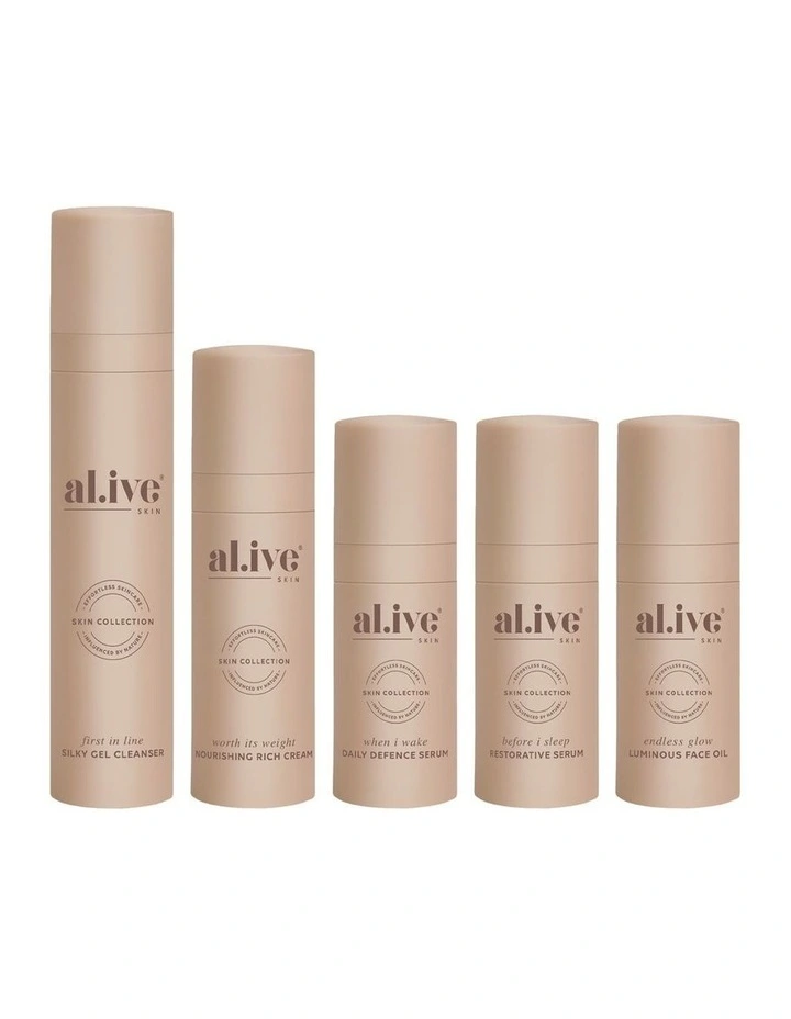 The Radiance Ritual - Skincare Discovery Set image 4