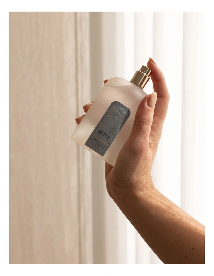 Room Spray in Coconut & Wild Orange 100ml image 3