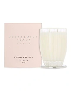 Freesia & Berries Large Soy Candle 370g