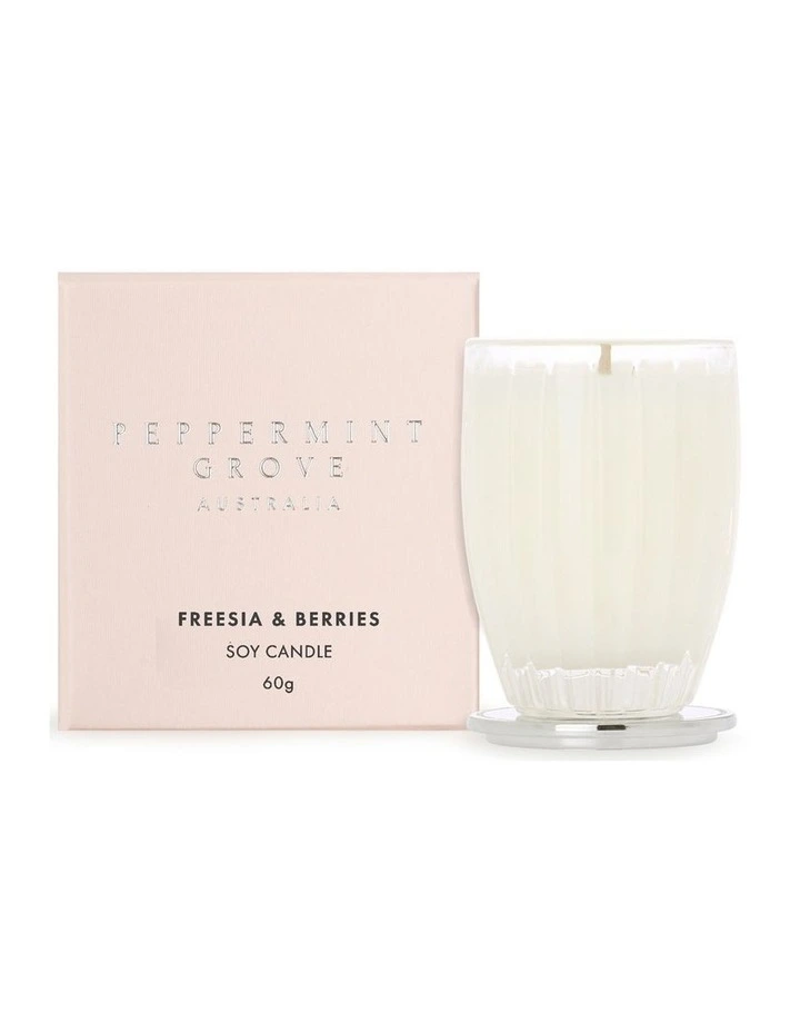 Freesia & Berries - Small Soy Candle 60g image 1
