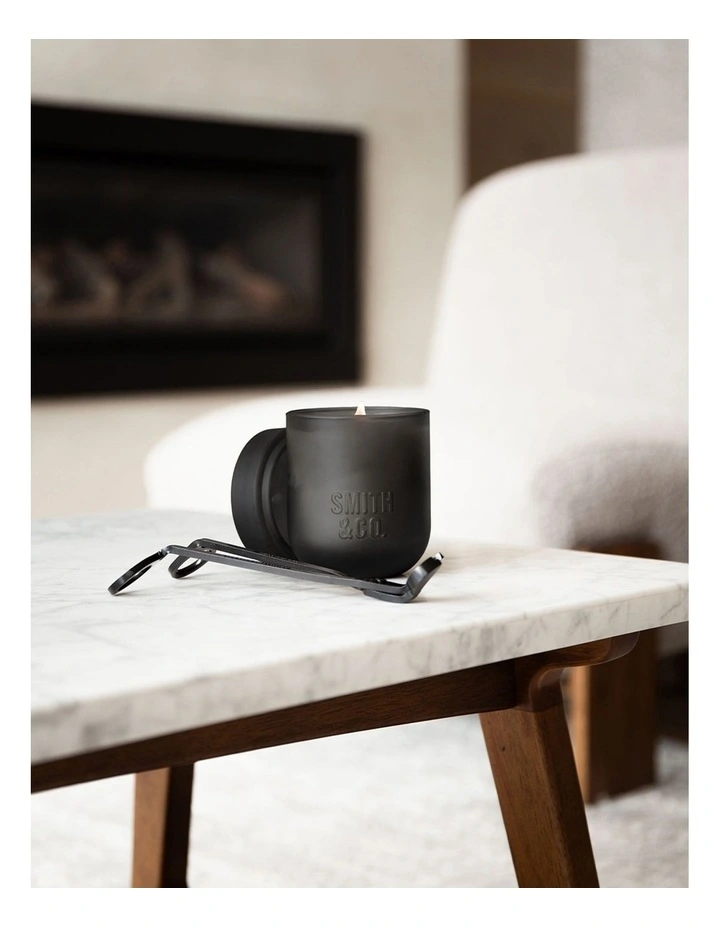 Tabac & Cedarwood Candle 250g image 3