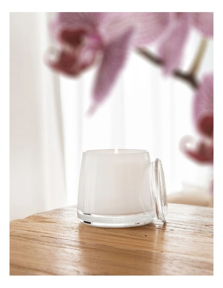 Wild Berry & Jasmine Restore Candle 260g image 3