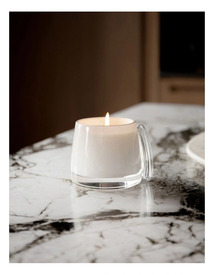 Wild Berry & Jasmine Restore Candle 260g image 7