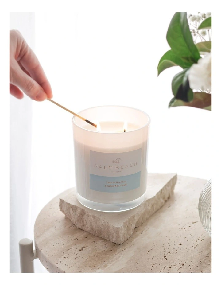 Yuzu & Sea Moss Scented Candle 420g image 4