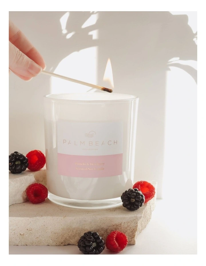 Pomelo & Dewberry Scented Candle 420g image 4