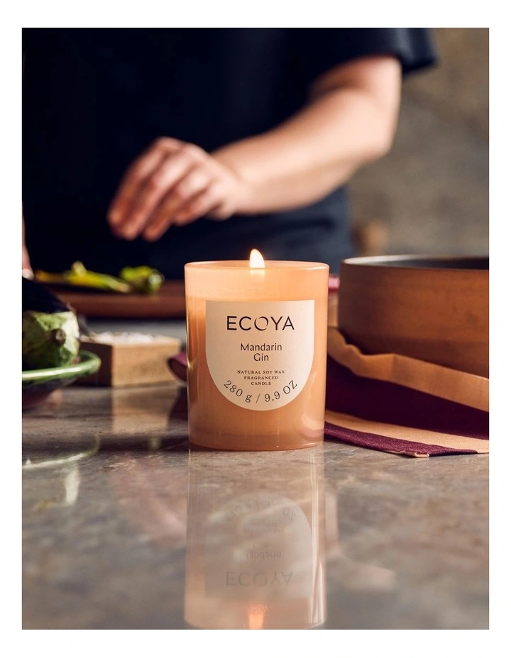 Metro Mandarin Gin Candle 280g image 4