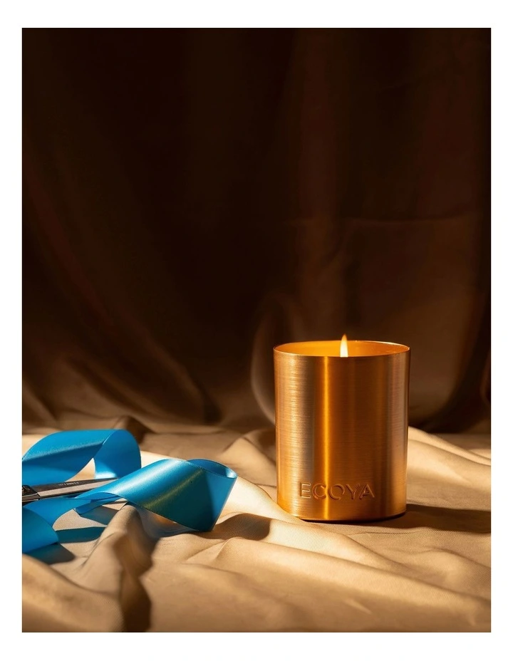 Goldie Candle Hibiscus And Bergamot 460g image 3