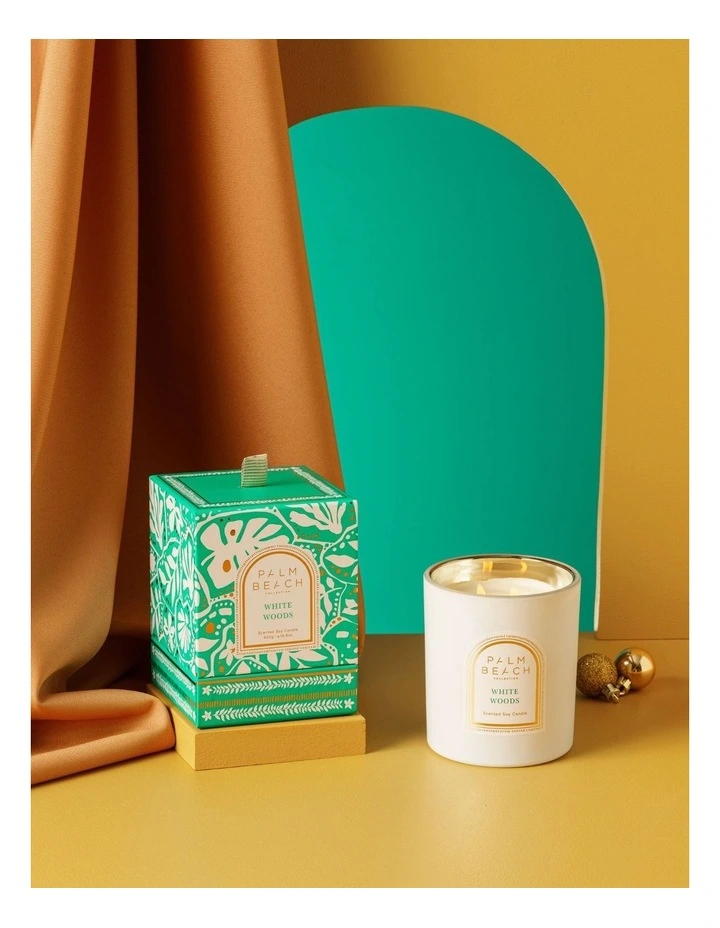 White Woods Scented Candle 420g image 2