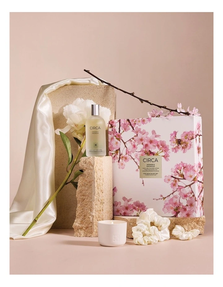 Jasmine And Magnolia Cozy Night Gift Set image 3