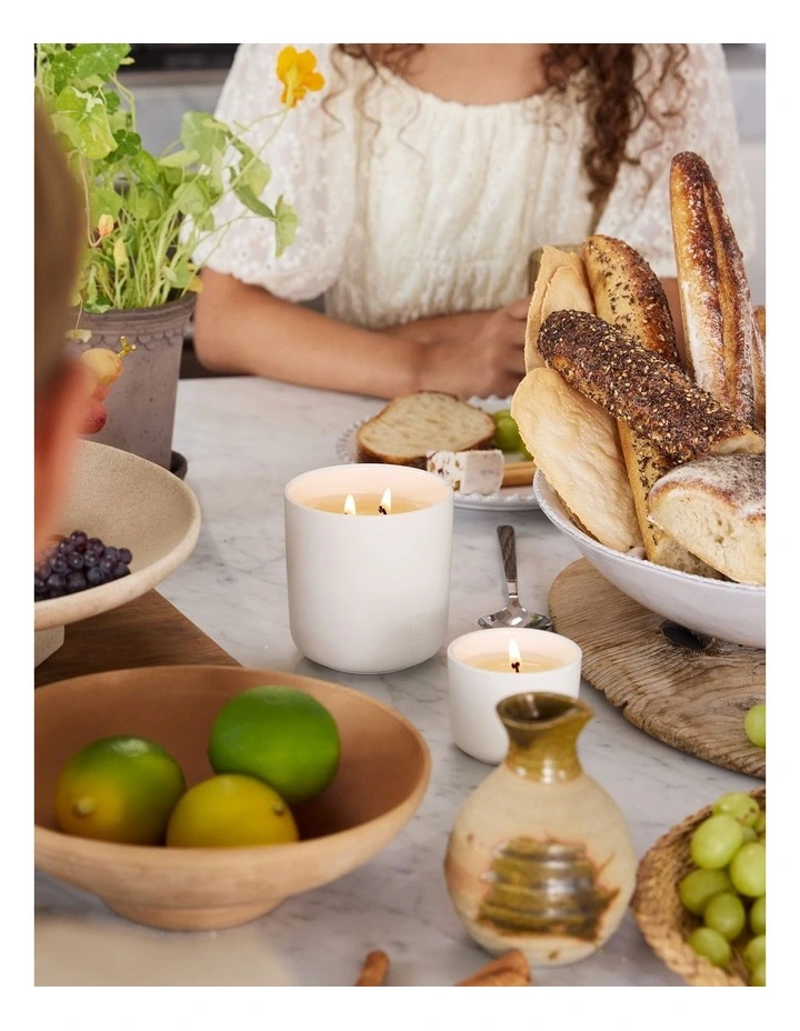 Lime And Lemongrass Soy Candle 300g image 4