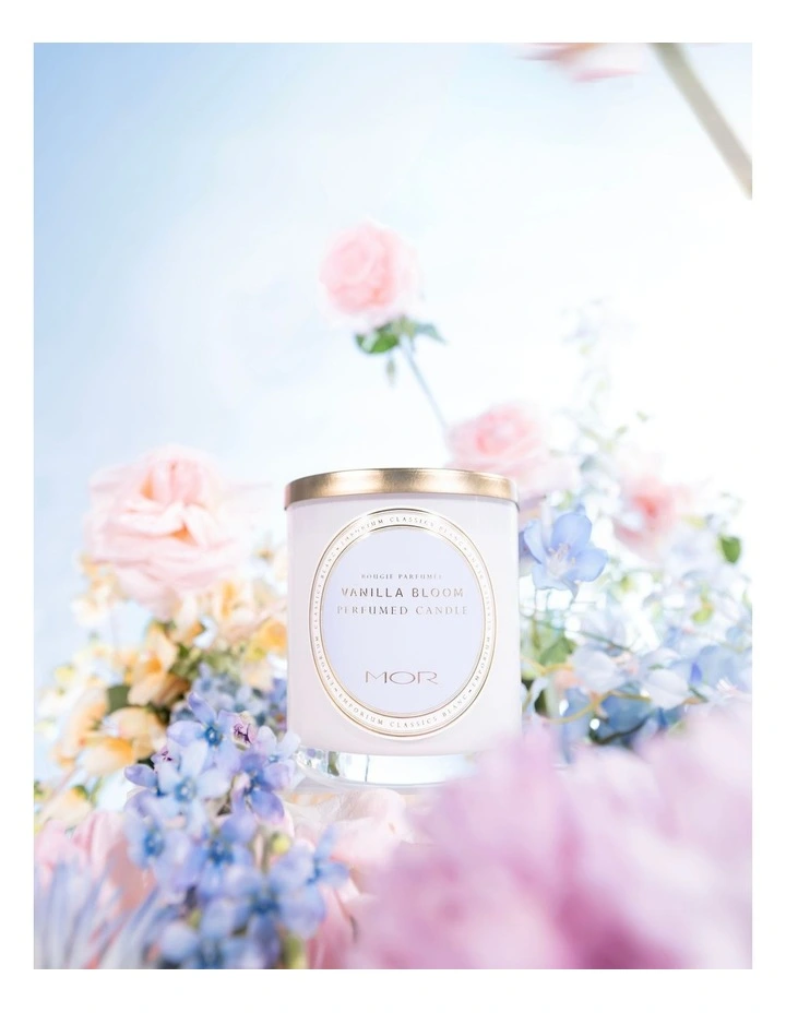 Vanilla Bloom Perfumed Candle 380g image 2