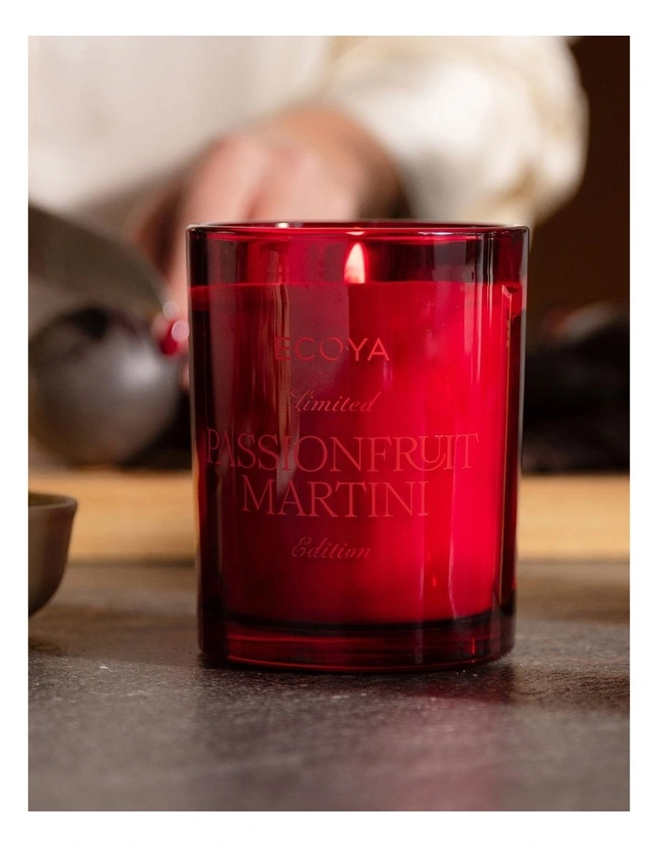 Passionfruit Martini Madison Candle 400g image 2