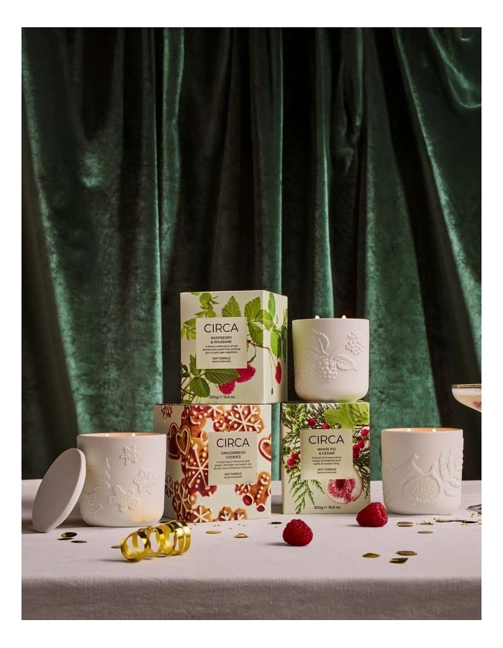 White Fig & Cedar Soy Candle 300g image 3