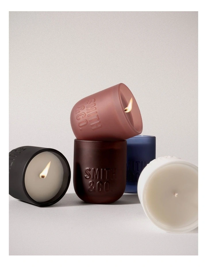 Black Oud & Saffron Candle 80g image 6