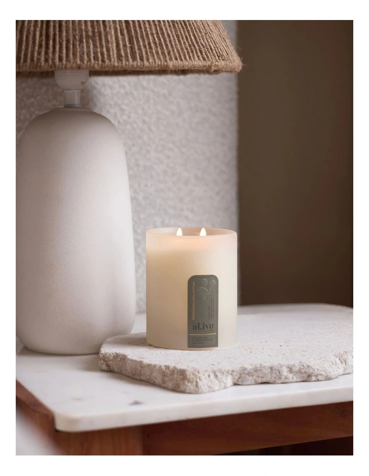 Soy Candle - Willow Gum & Lemon Myrtle 330g image 4