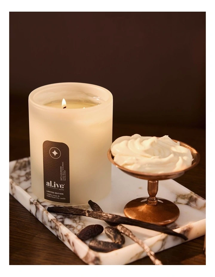 Soy Candle in Vanilla Cream & Tonka Cream image 3