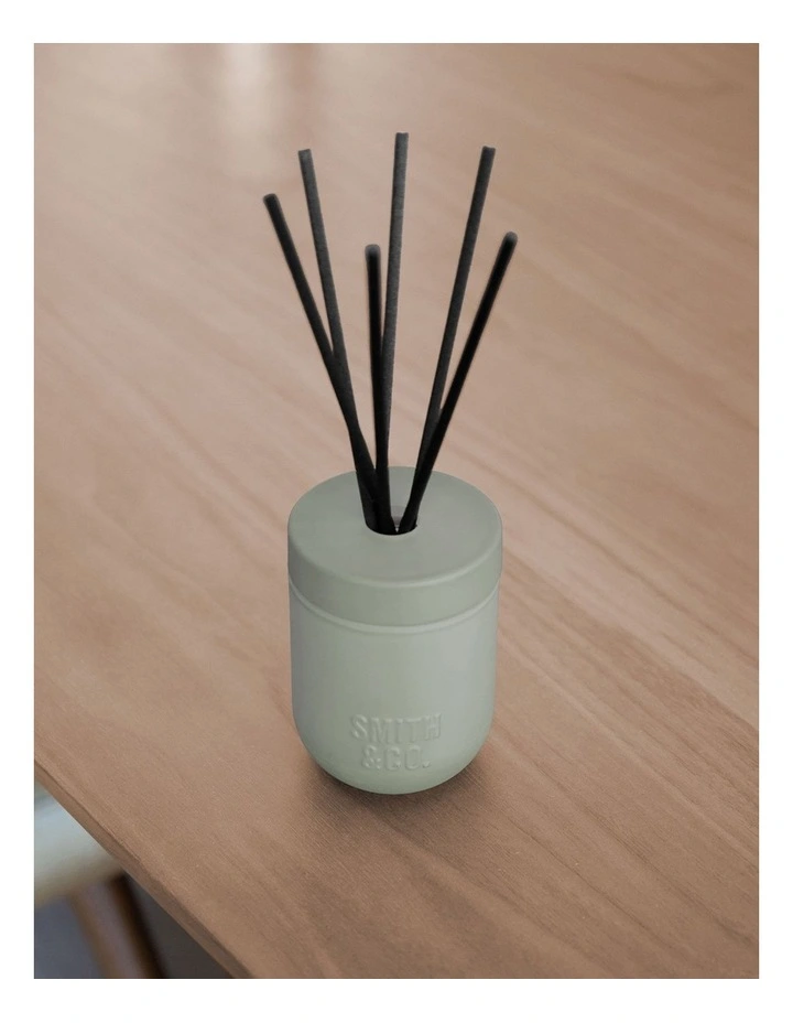 Amber And Freesia Diffuser image 4