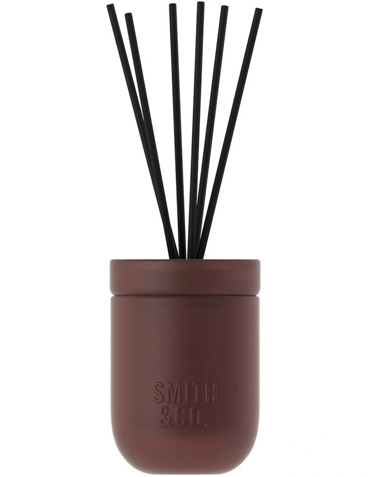 Oud And Saffron Diffuser 200ml image 2