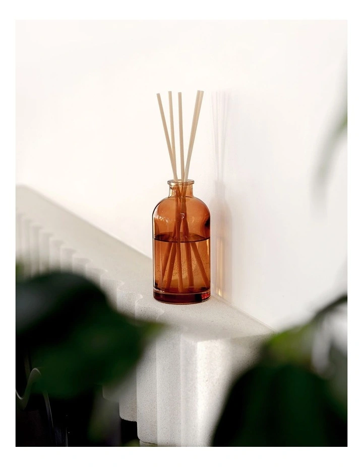 Wild Berry & Jasmine Restore Diffuser 250ml image 6