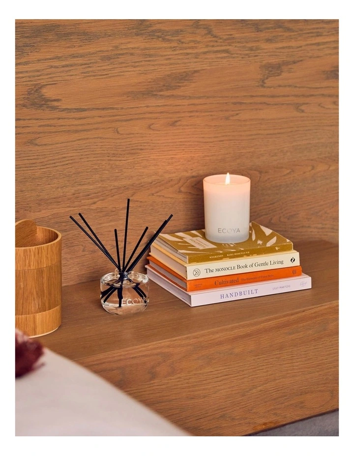 Vanilla and Tonka Bean Reed Diffuser 200ml image 3