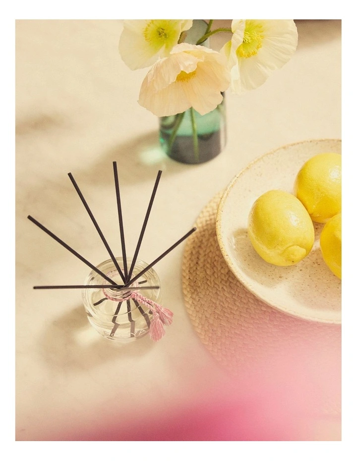 Coconut & Tuberose Reed Diffuser 200ml image 2
