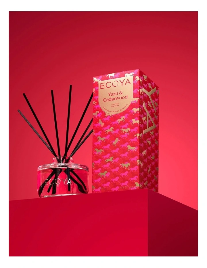 Yuzu And Cedarwood Reed Diffuser 200ml image 2