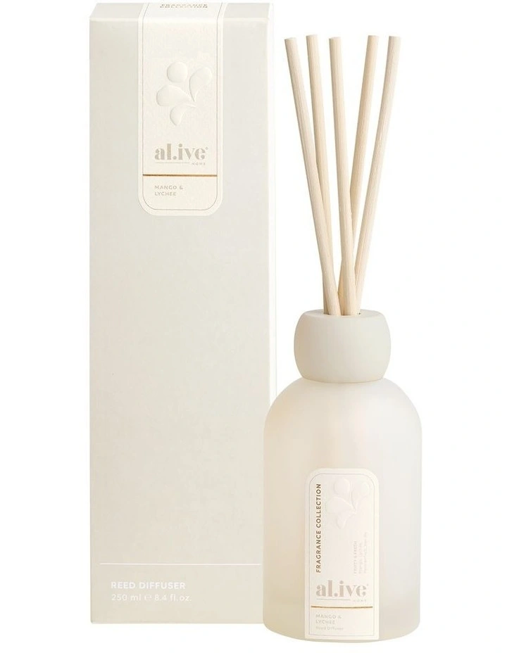 Reed Diffuser Mango & Lychee image 1