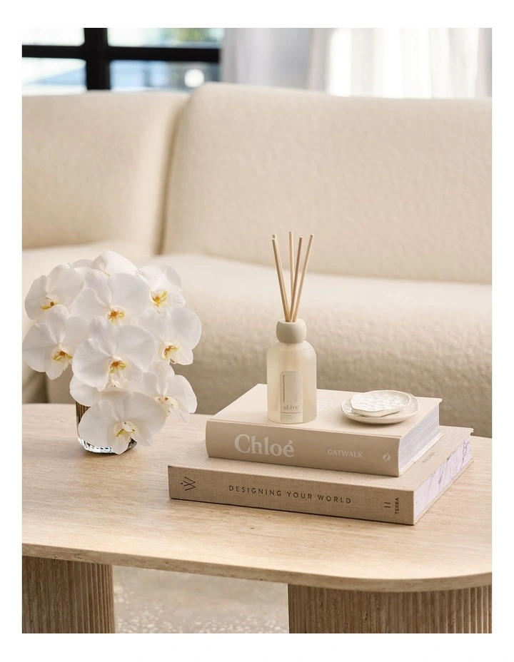Reed Diffuser Mango & Lychee image 2