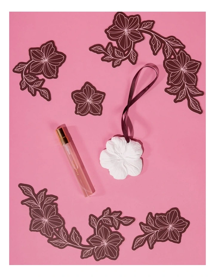 Floral Treasures Marshmallow Ceramic Diffuser Set image 2