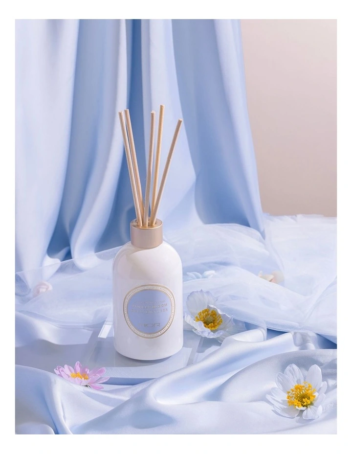 Vanilla Bloom Reed Diffuser 200ml image 3