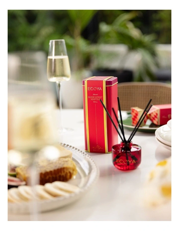 Passionfruit Martini Mini Reed Diffuser 50ml image 2