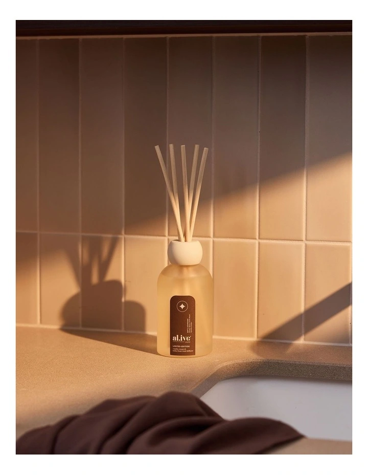 Reed Diffuser in Vanilla Cream & Tonka Bean image 5