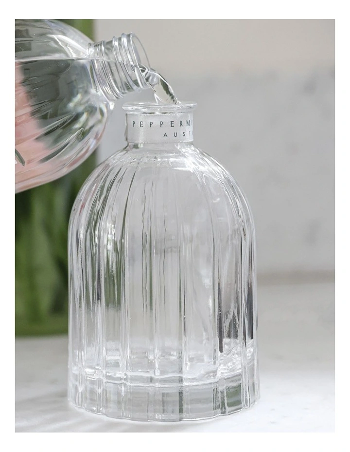 Burnt Fig and Pear Fragrance Diffuser Refill 500ml image 4