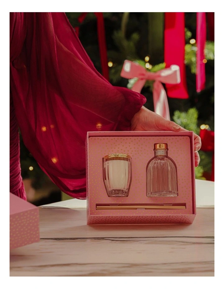Passion Berry Pavlova Mini Candle & Diffuser Set image 4