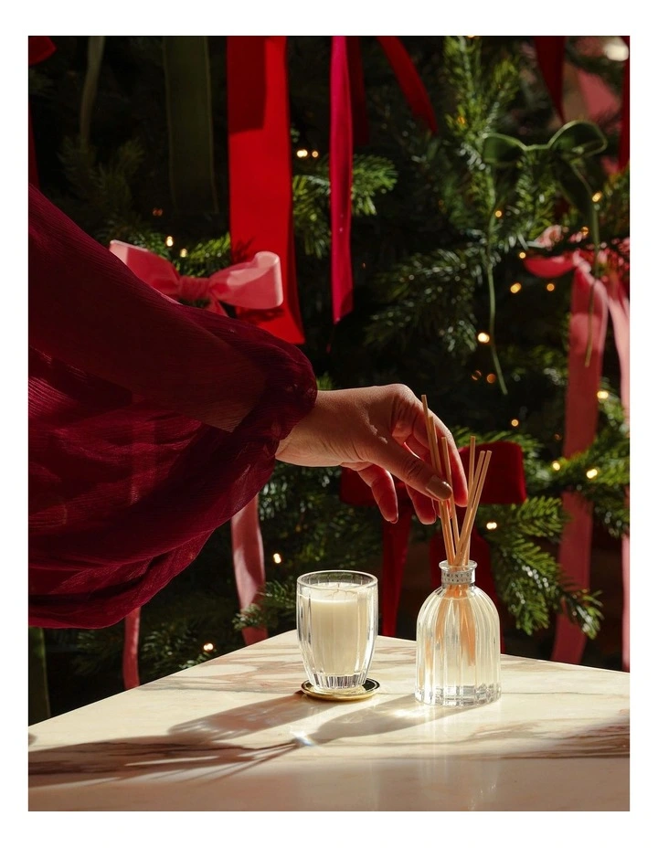 Passion Berry Pavlova Mini Candle & Diffuser Set image 5