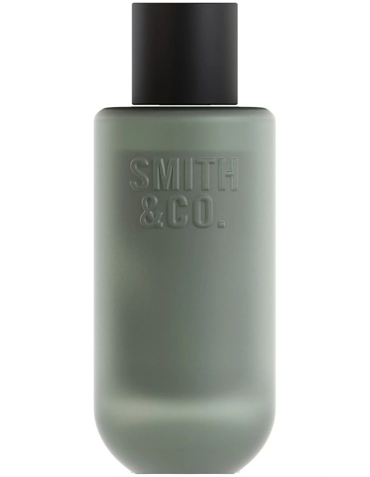 Amber And Freesia Room Spray image 1