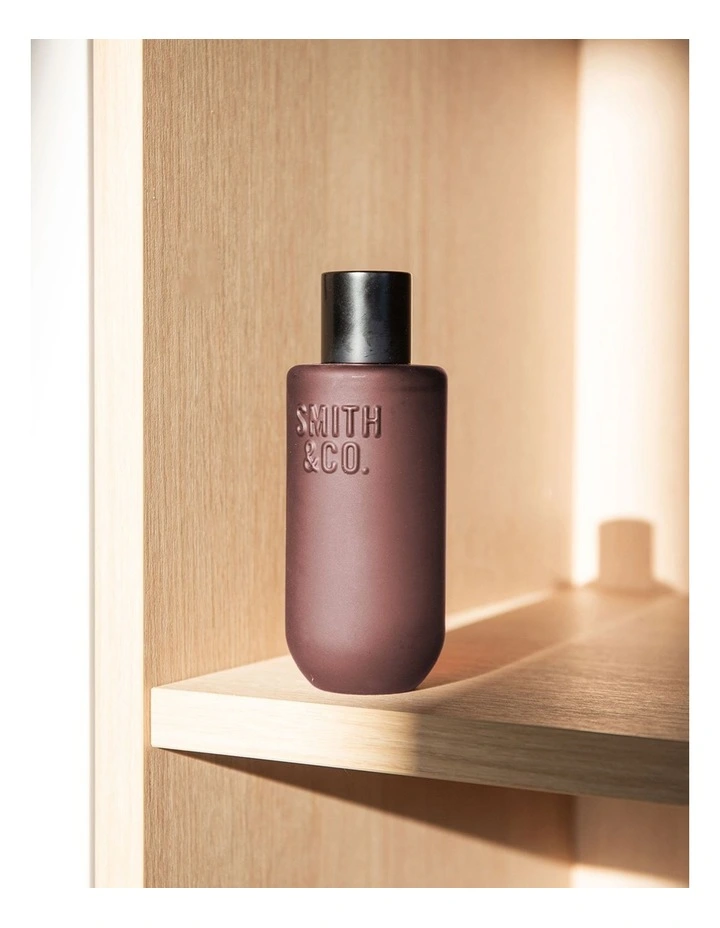 Oud & Saffron Room Spray 100ml image 5