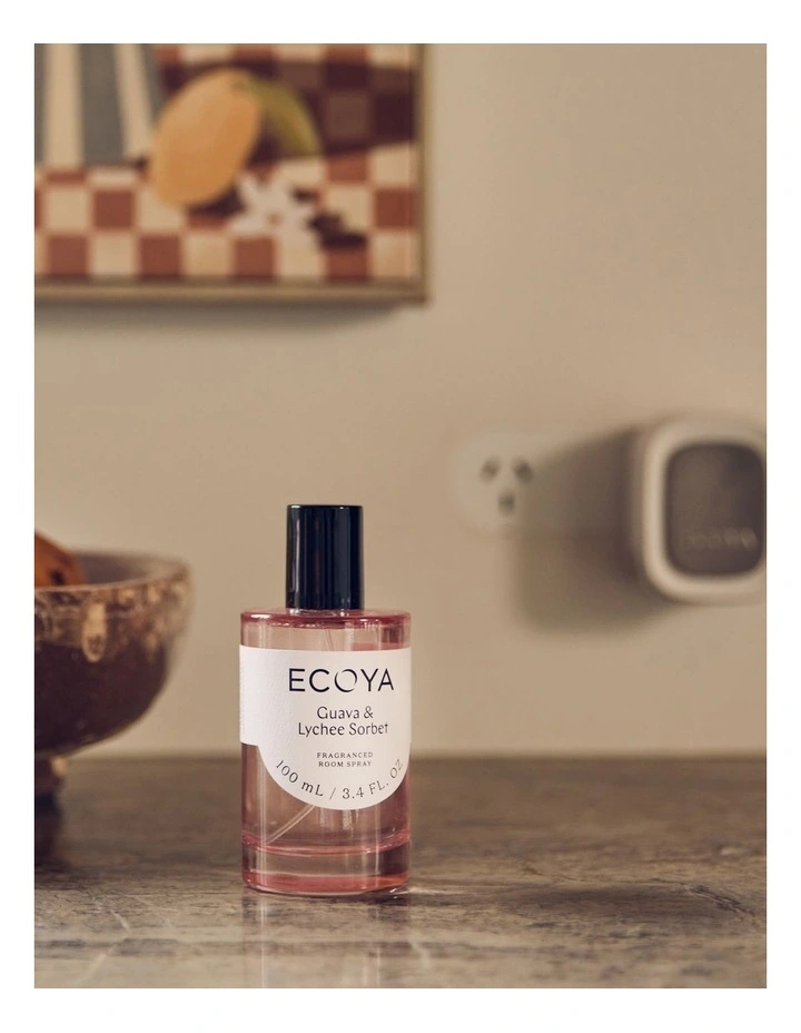 Guava & Lychee Sorbet Room Spray 100ml image 4