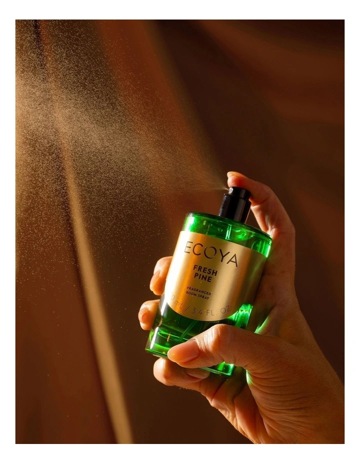 Fresh Pine Fragranced Room Spray 100ml image 3