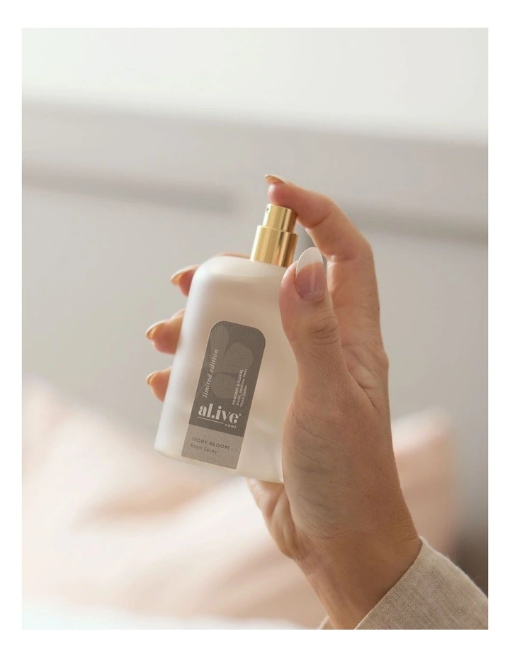 Ivory Bloom Room Spray 100ml image 3