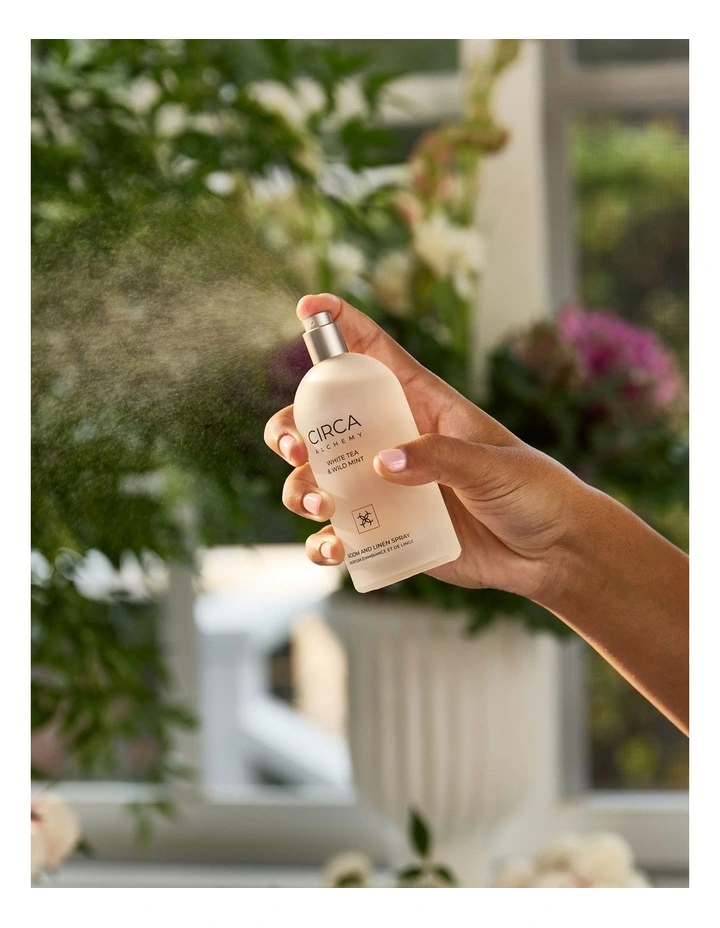 Alchemy White Tea & Wild Mint Room & Linen Spray 100mL image 3