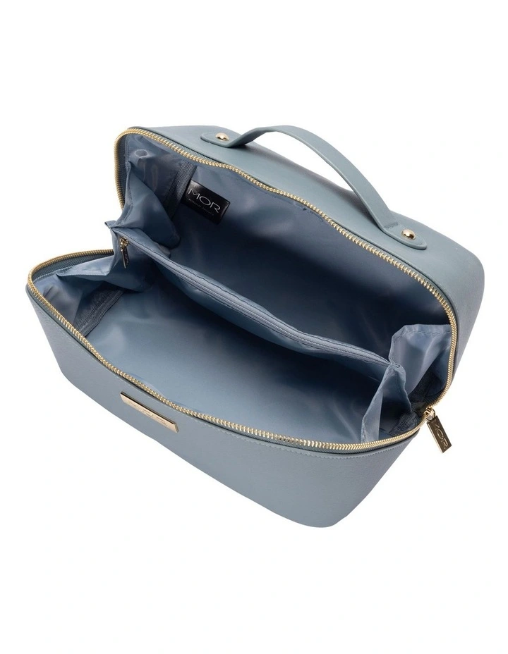 Destination Bordeaux Travel Bag in Teal image 3