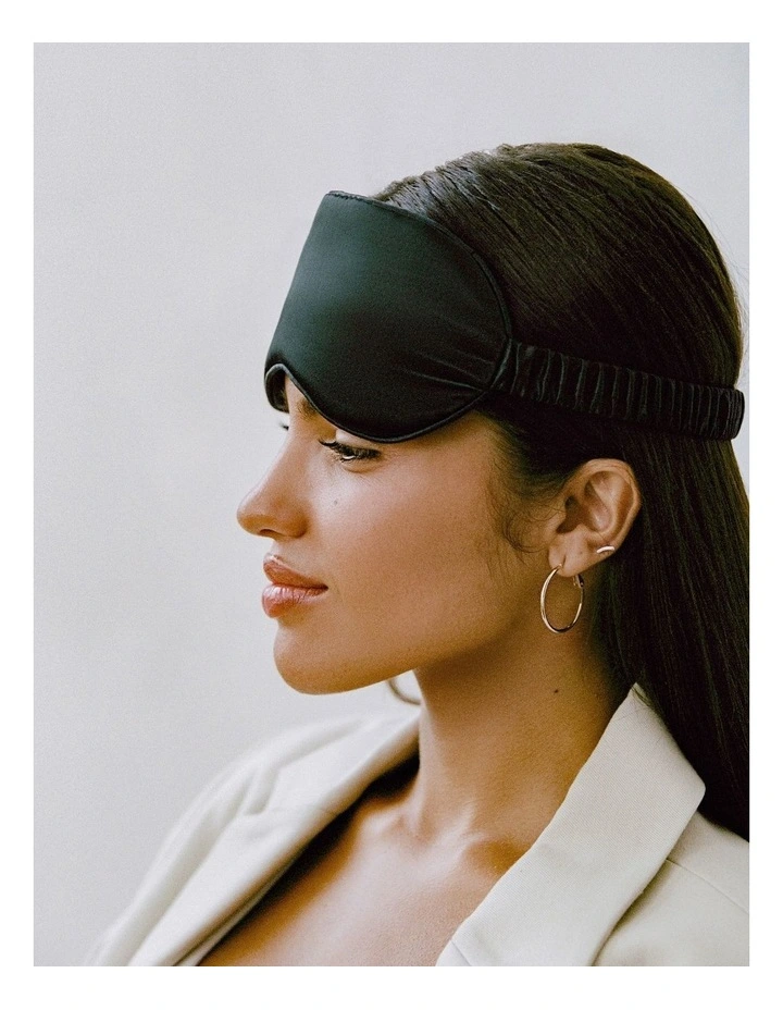 Pure Silk Sleep Mask in Black image 4