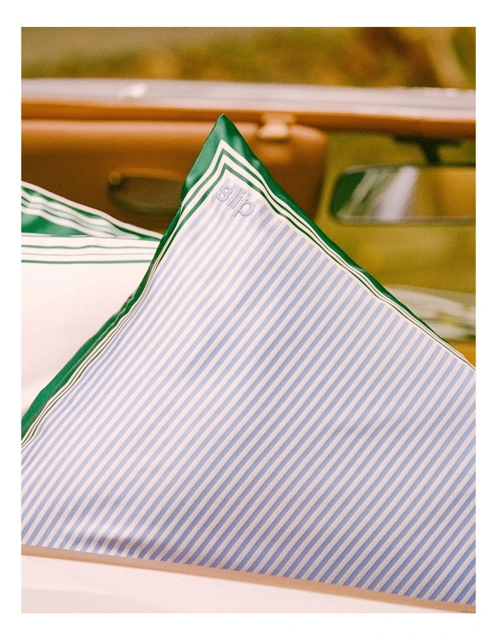 Pure Silk Queen Pillowcase in The Lodge image 6
